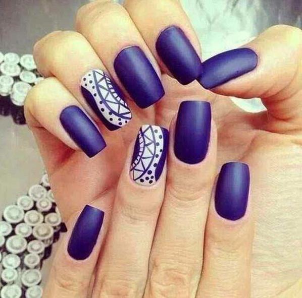 Жас қыздардың үлкен есектері