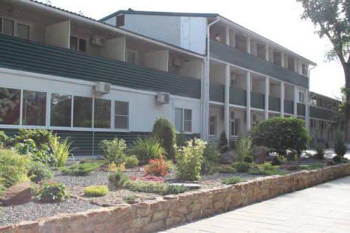 Oq pantiesdagi qizlarning fotosuratlari