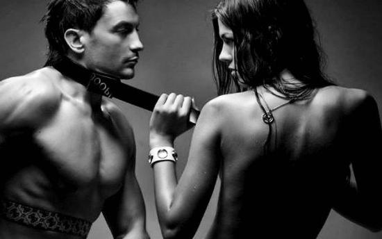 Силиконды лесбиянка сиськи