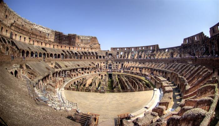 Di mana Colosseum dan apa yang ia mewakili?