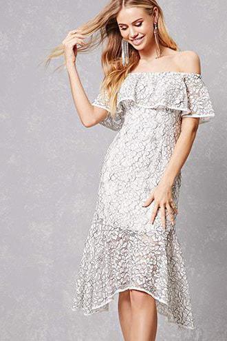 Жалаңаш жігіттерді қыздар тексеріп жатқан видео