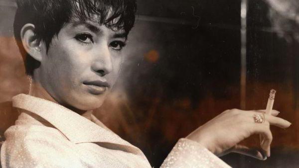 Katta bolgan qisqa erkaklarning eng yaxshi pornosi