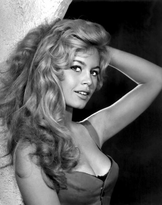 Кайли Миноугтың жеке порносы