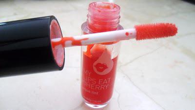 Dumba ishqalanardi Seansdan keyin ziyofatda talabalar pornosini tomosha qilish