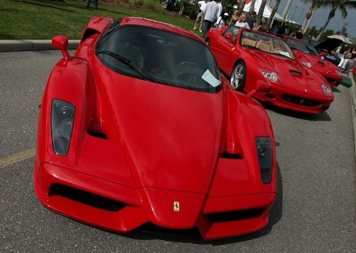 Kajian Semula Kereta Sukan Itali Ferrari Enzo