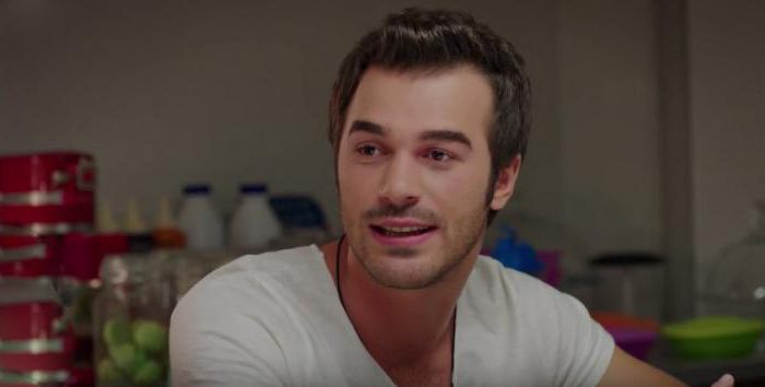 Shaffof liboslarda porno ayollar