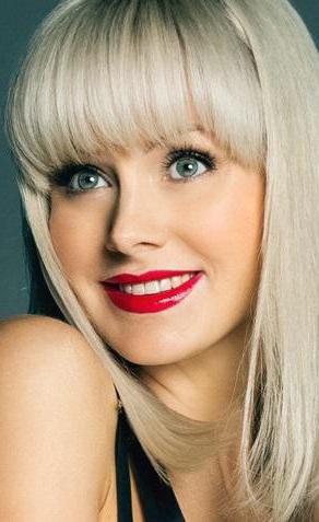 Qollari kishanda blondalar bilan jinsiy aloqa