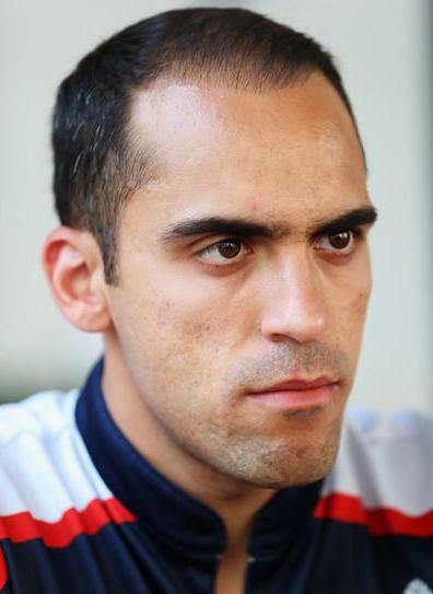 Koltuk kiygan qizlar bir birlarini sikishadi